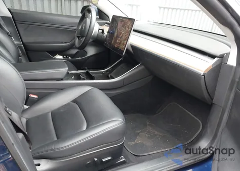 2020 Tesla Model 3 Standard Range Plus Rear-Wheel Drive/Standard Range Rear-Wheel Drive from USA, damaged, VIN 5YJ3E1EAXLF661367